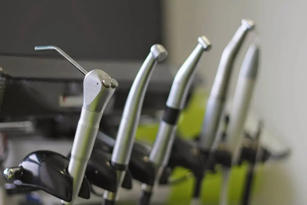 Renovo Endodontic Studio