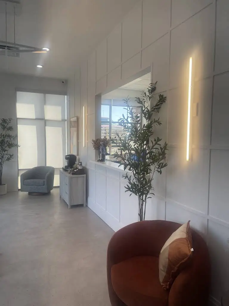 Buffalo 215 Dental & Orthodontics