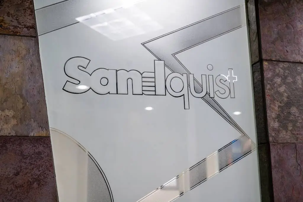 Sandquist Dentistry