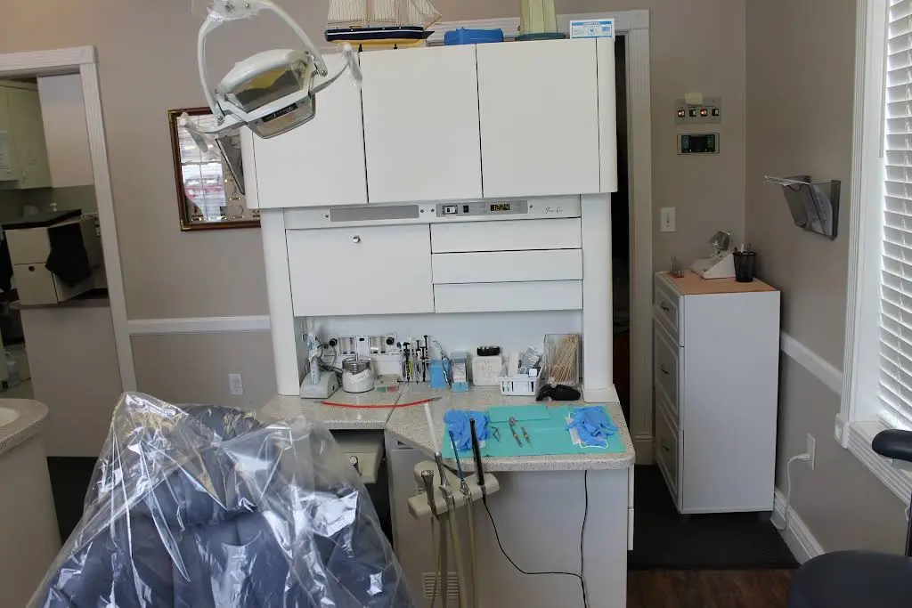 Kevin Yeager DDS / River City Dental