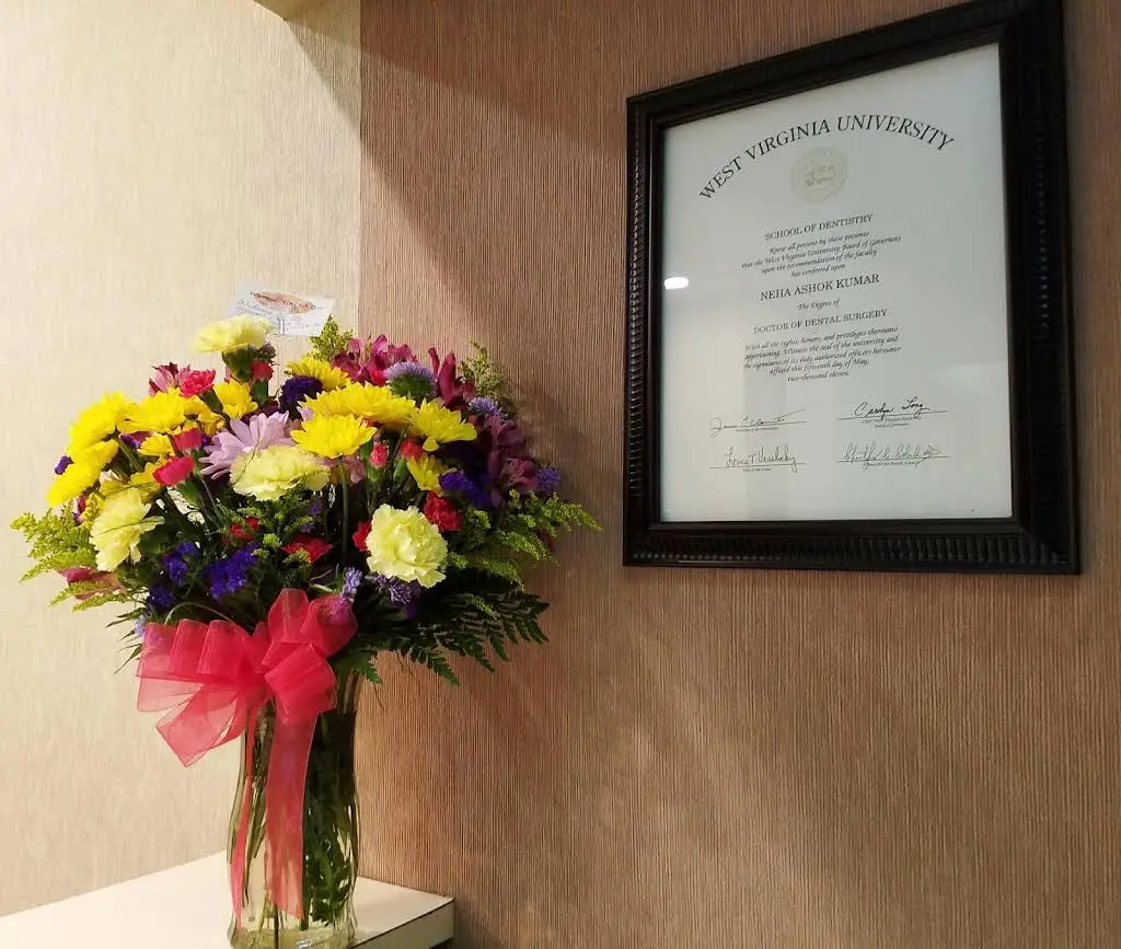 Moon Diamond Dental
