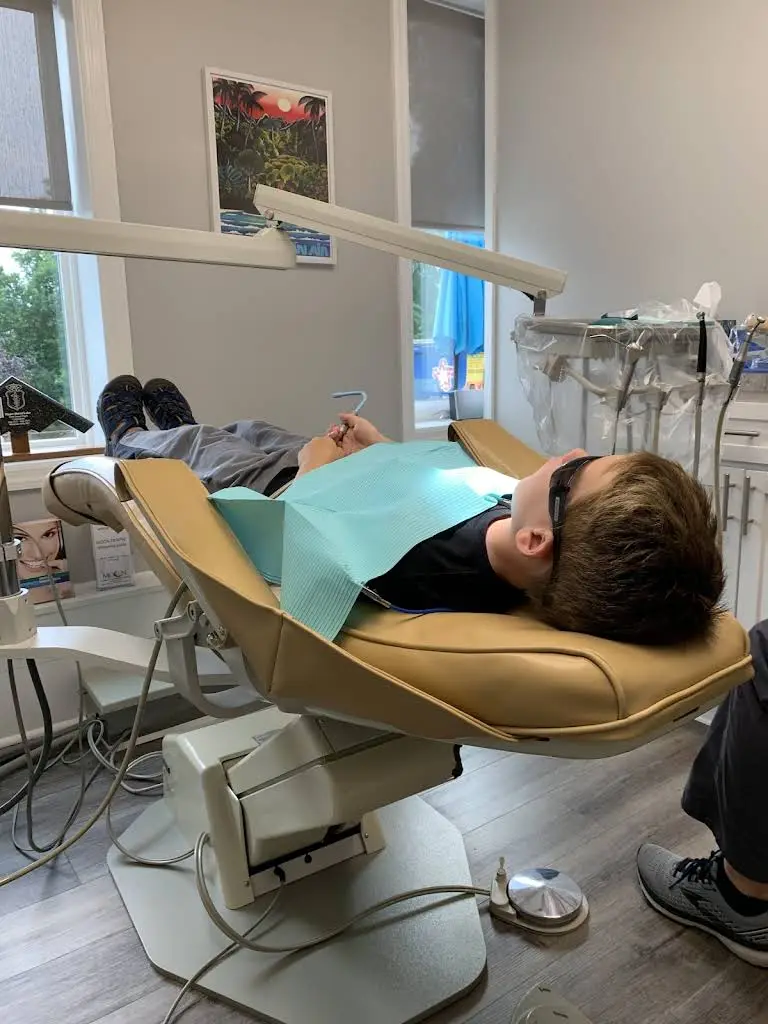 Moon Family & Cosmetic Dental