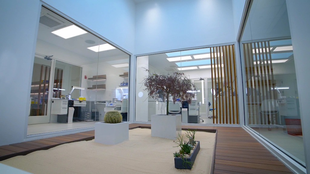 Sonria Dental Care