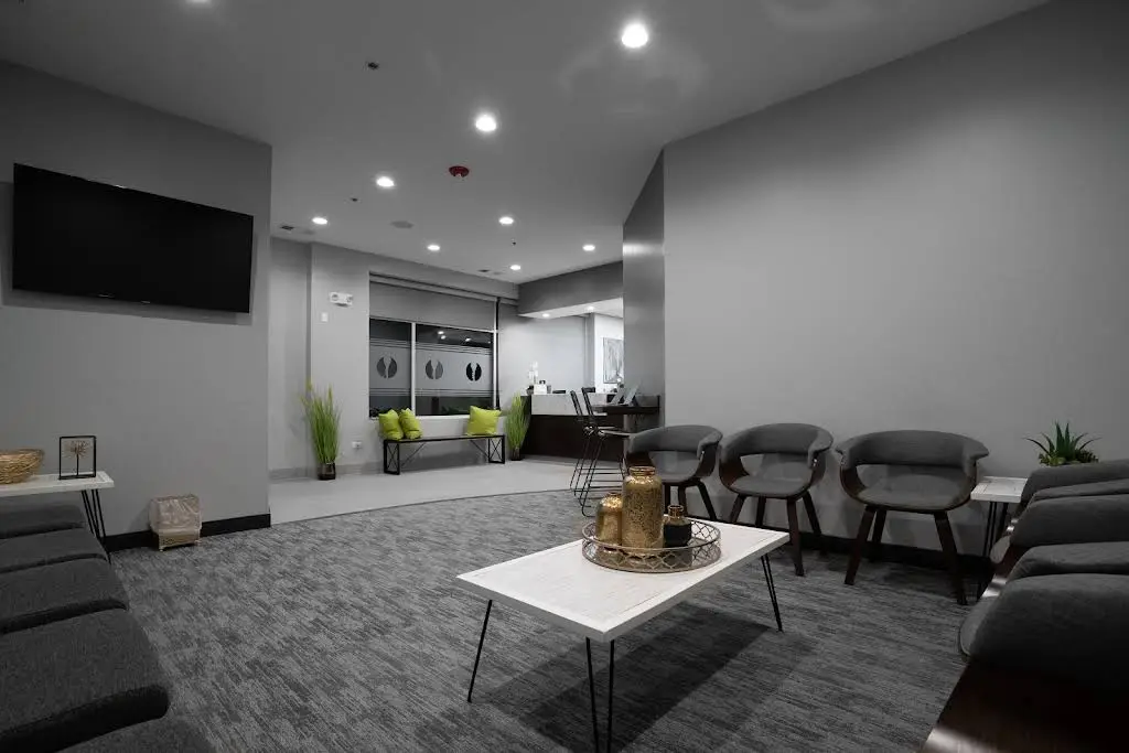 Renovo Endodontic Studio