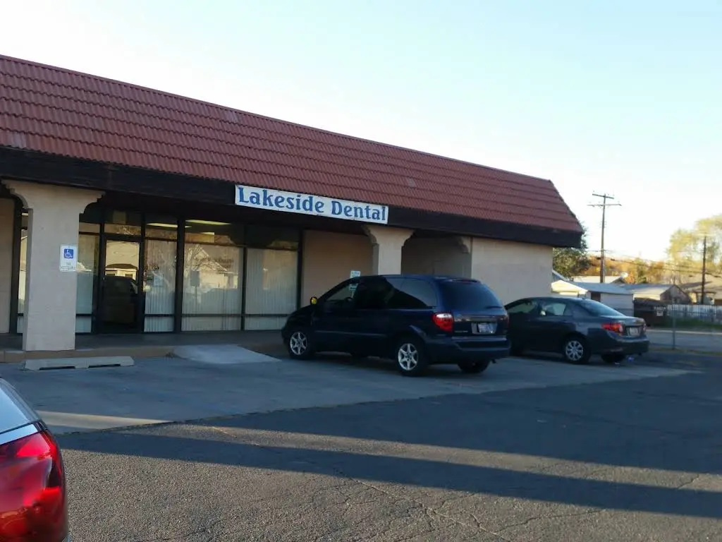 Lakeside Dental