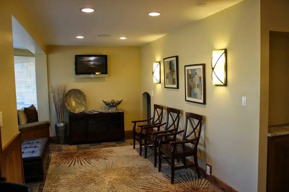 Grandview Dental - Adam McLachlan DDS