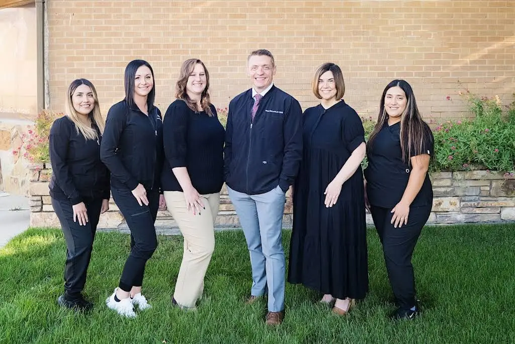 Grandview Dental - Adam McLachlan DDS