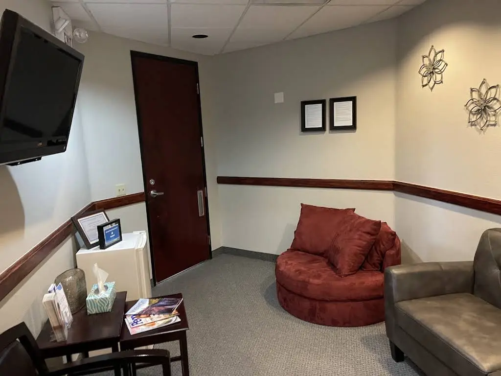 R. Lindsey Dalley DDS