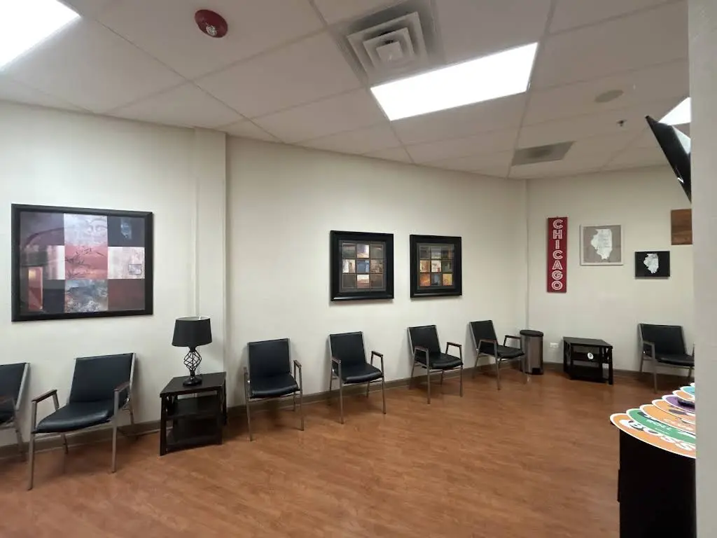 Dentist in Bloomingdale