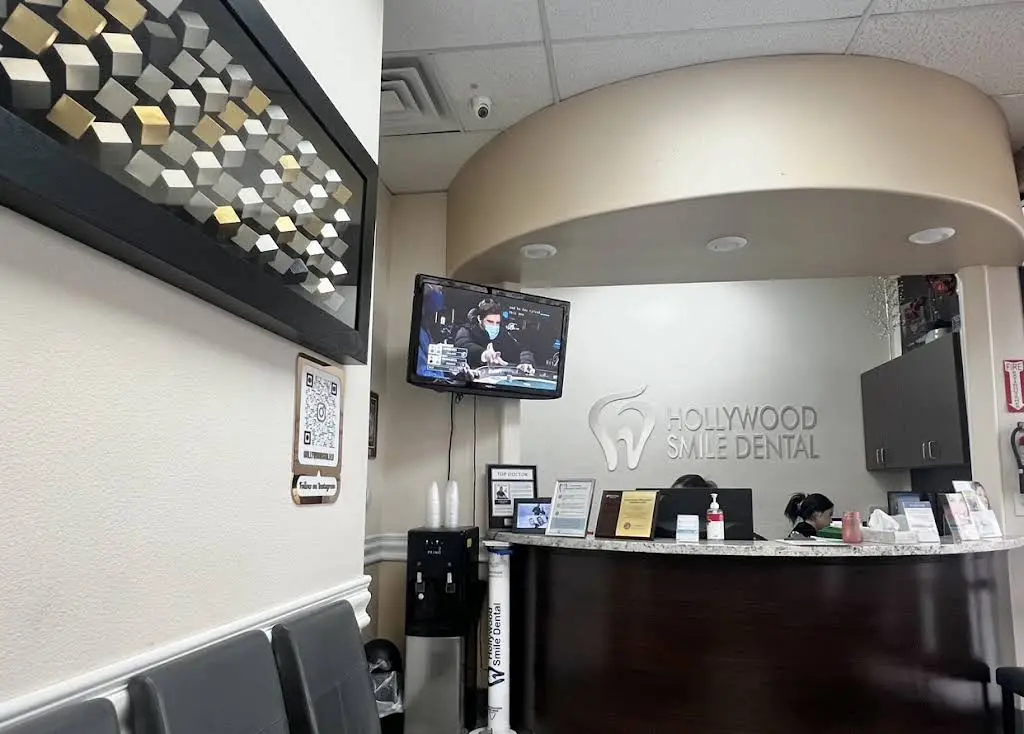 Hollywood Smile Dental