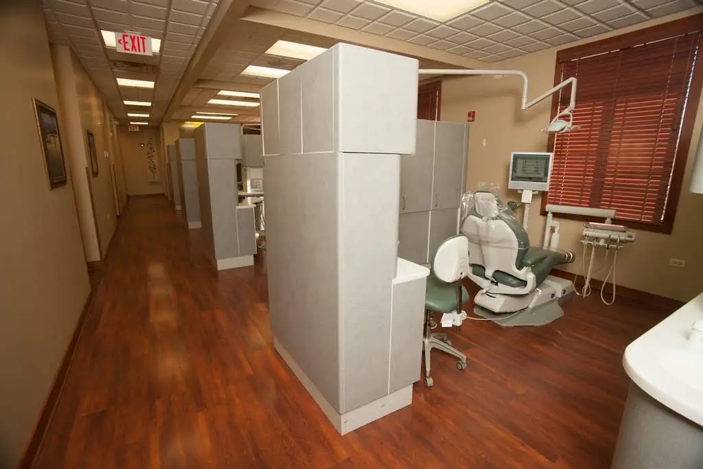 Amber Dental of Wheaton