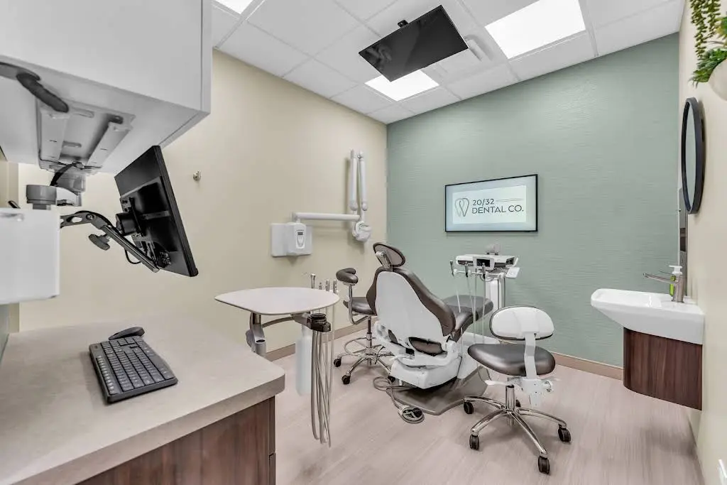 20/32 Dental Co. - Wheaton