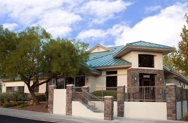 Willow Springs Dental - Dr. Marc McRae