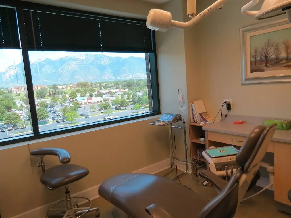 Hamblin Dental Implant & Aesthetic