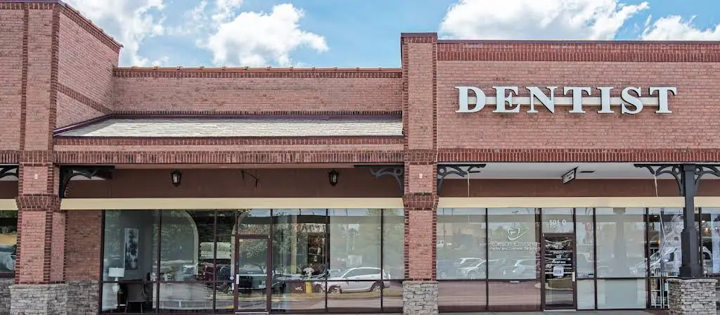 Robson Crossing Family and Cosmetic Dentistry