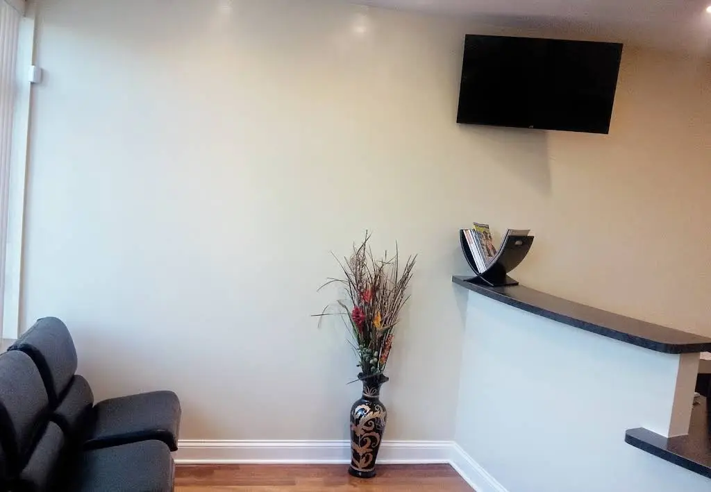 Comprehensive Dental & Implant Center