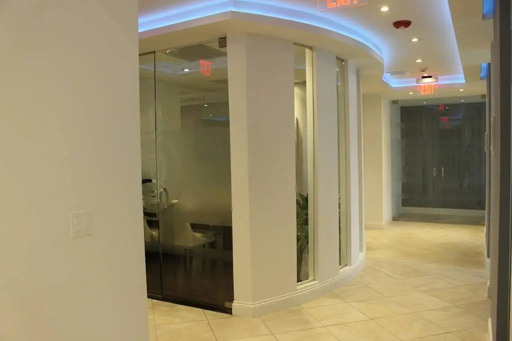 Major Dental Clinics