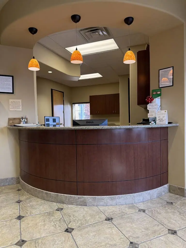 Donald J Farr, DDS