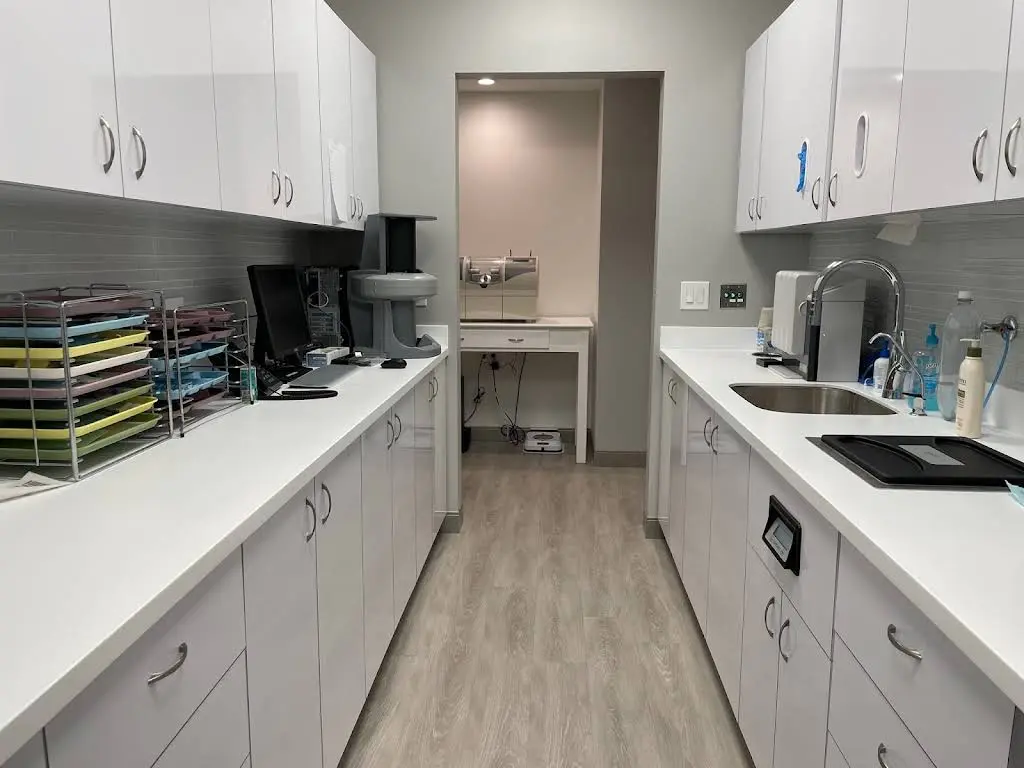 Clarendon Hills Dental