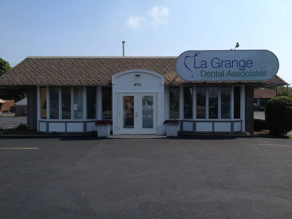 La Grange Dental Associates