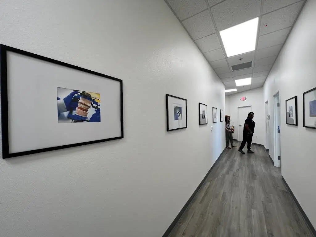 Nuvia Dental Implant Center