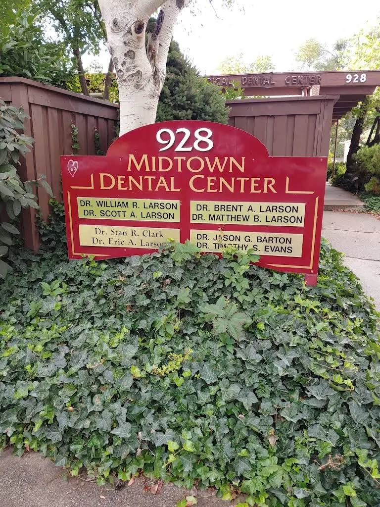 Larson Dental
