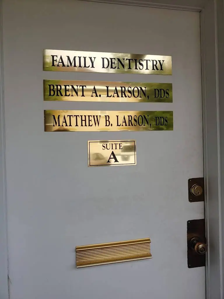 Larson Dental