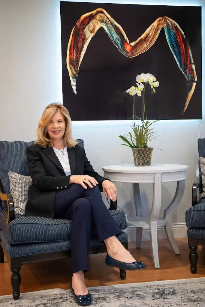 Exceptional Dentistry: Dr. Laurie Bloch-Johnson