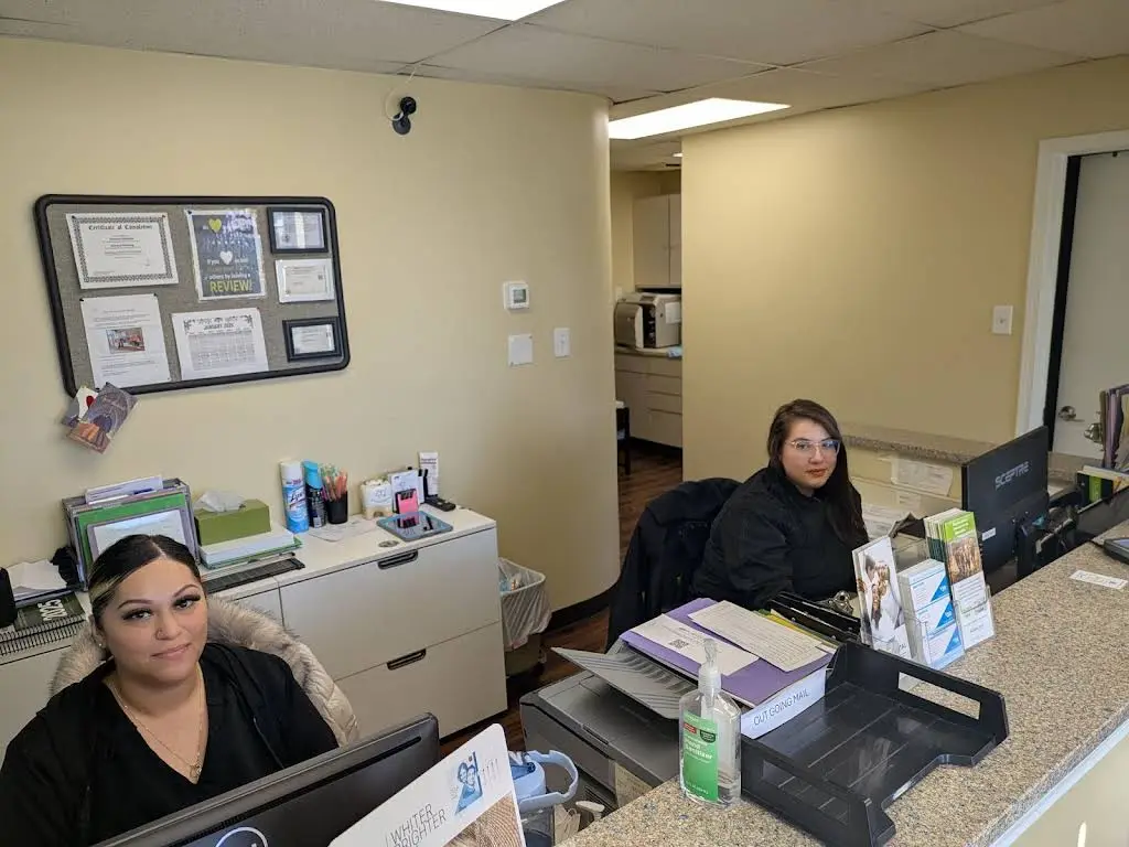 Forever Dental - Belmont Avenue