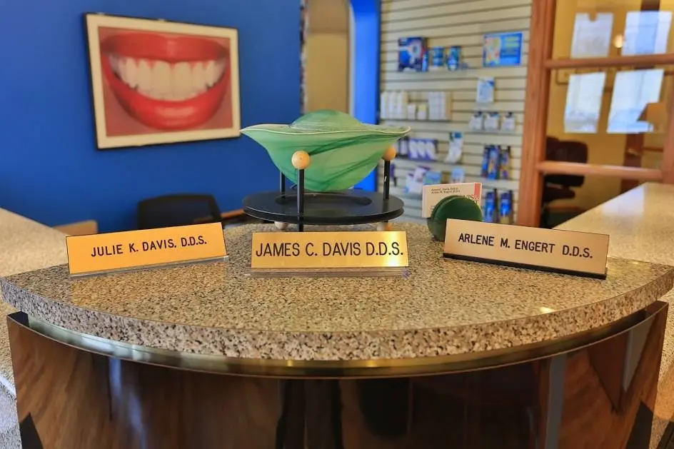 Davis & Engert Dentistry