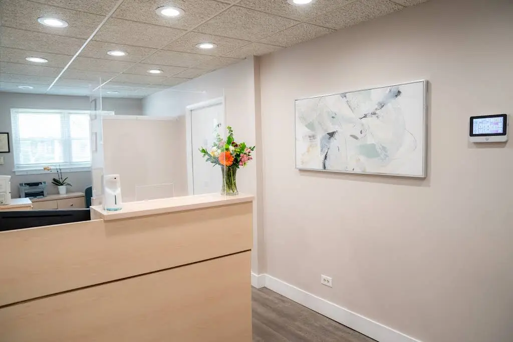 Park Ridge Smile Center: Susan T. Thomas, DDS