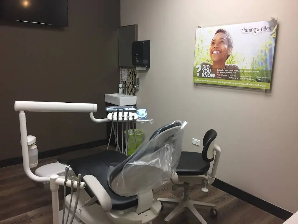 Shining Smiles Dentistry - Riverside