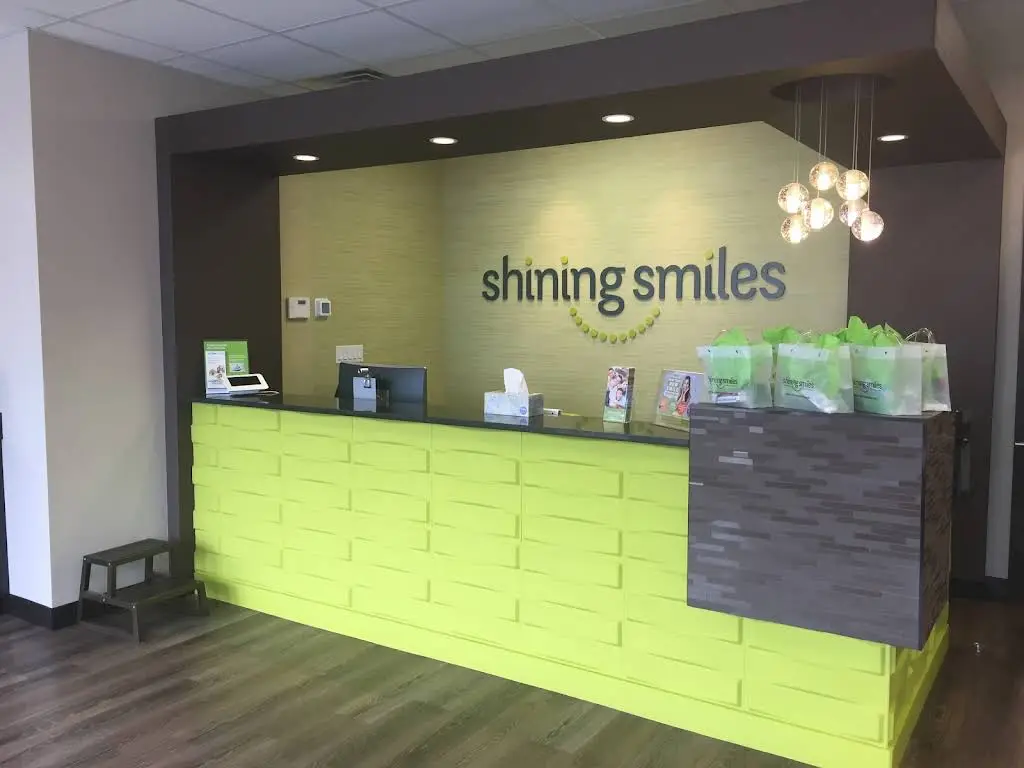 Shining Smiles Dentistry - Riverside
