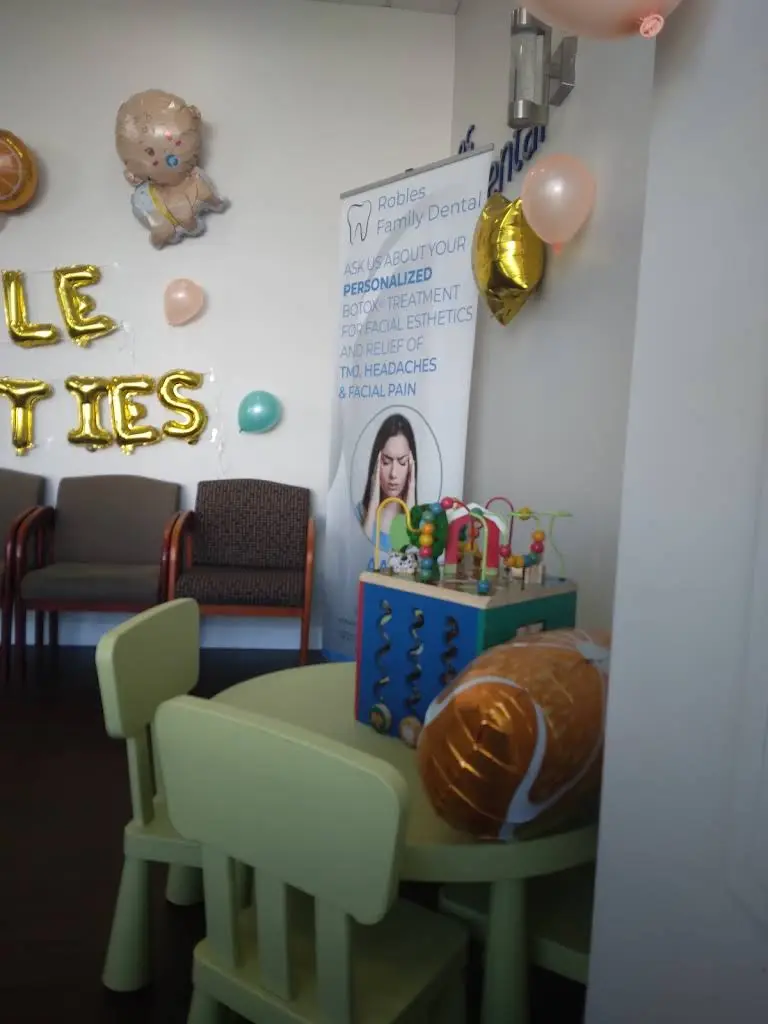 Robles Family Dental