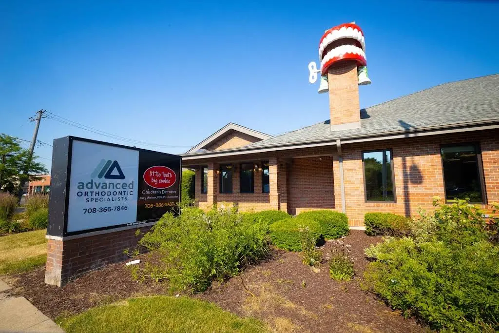 Advanced Orthodontic Specialists - Forest Park