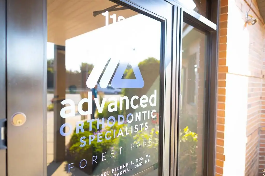 Advanced Orthodontic Specialists - Forest Park