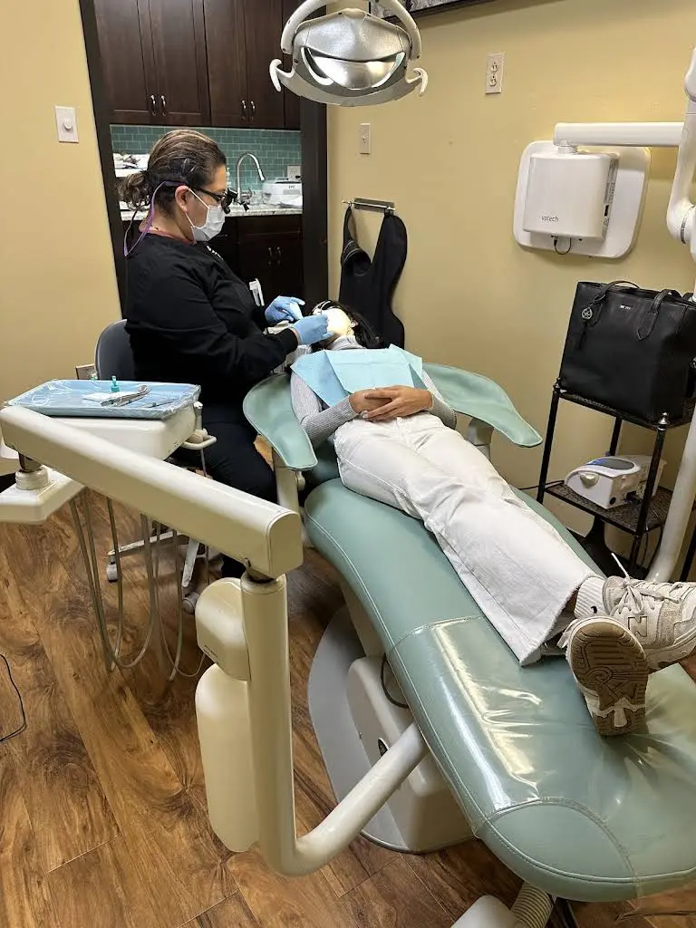 DuPage Dental Smiles