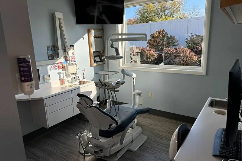 Landmark Dental Group - Dr. Andrew Beer, DDS