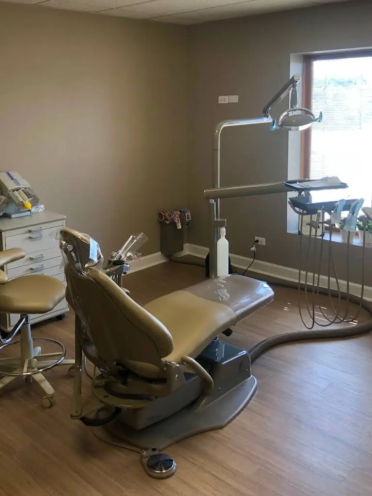 Naperville Commons Dental
