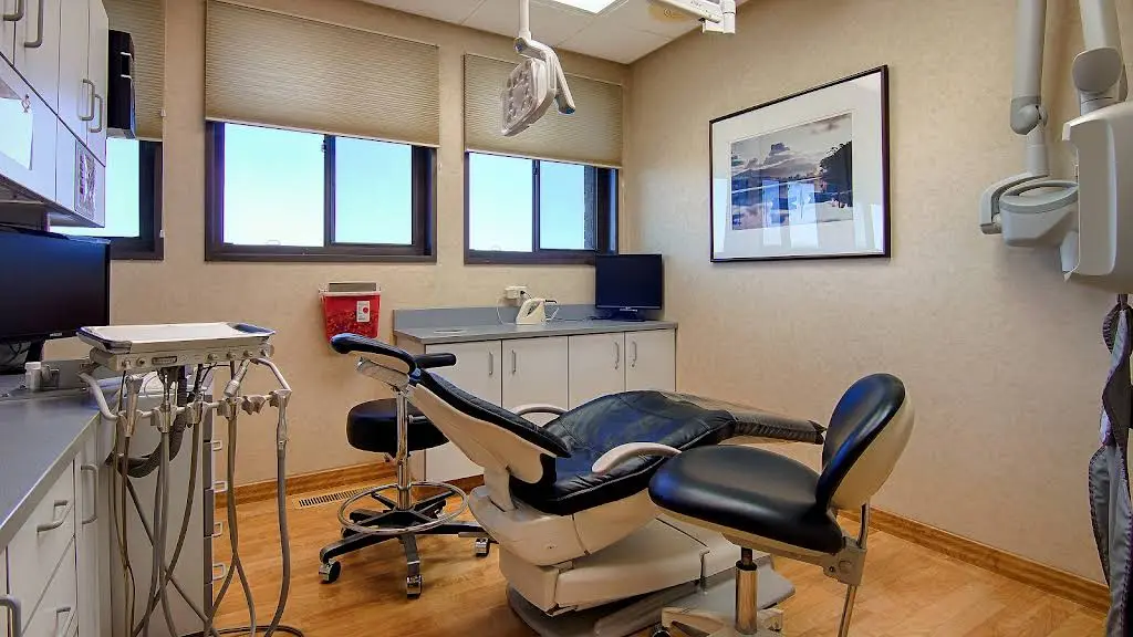 Grove Dental Associates
