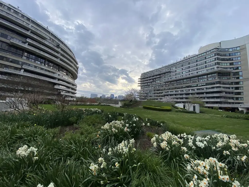 Watergate Dental Associates