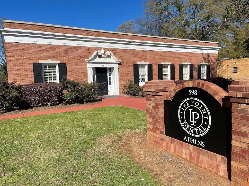 Life Point Dental