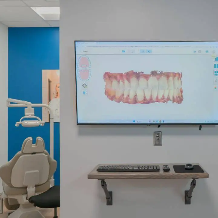 Doc Aligners Studio - Russell Orthodontics