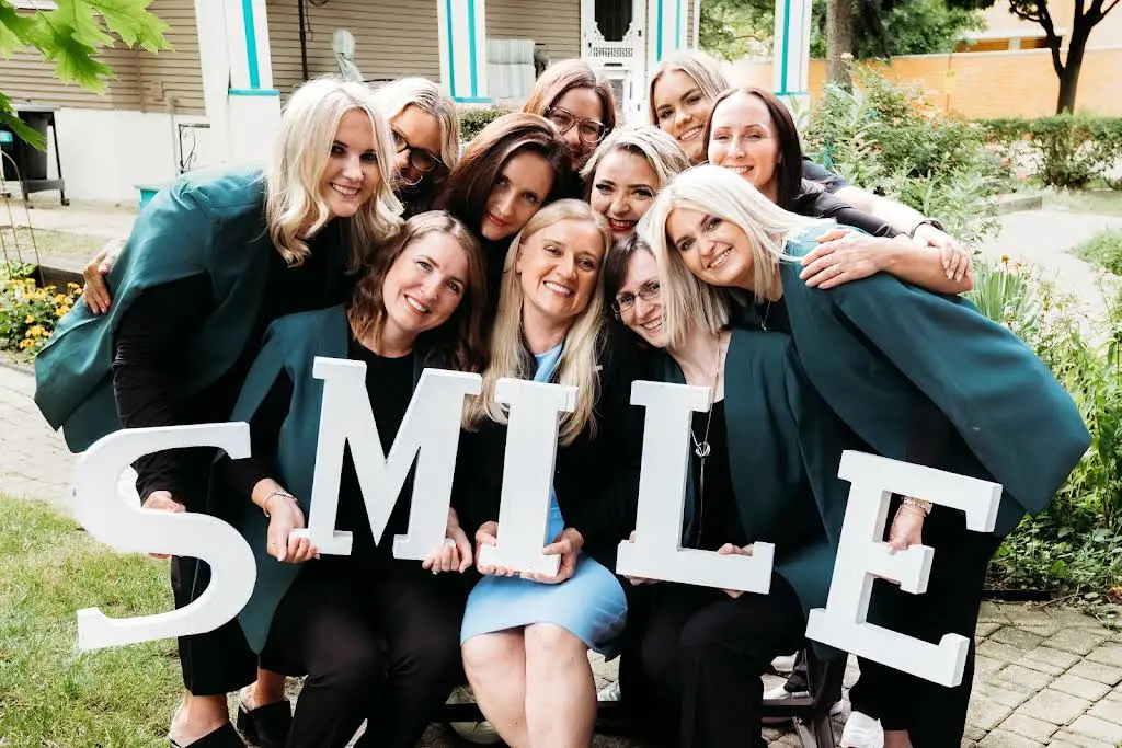 Dazzling Dentistry - Dr. Margaret Radziszewski