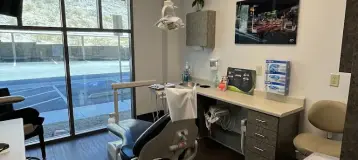 702 DENTIST