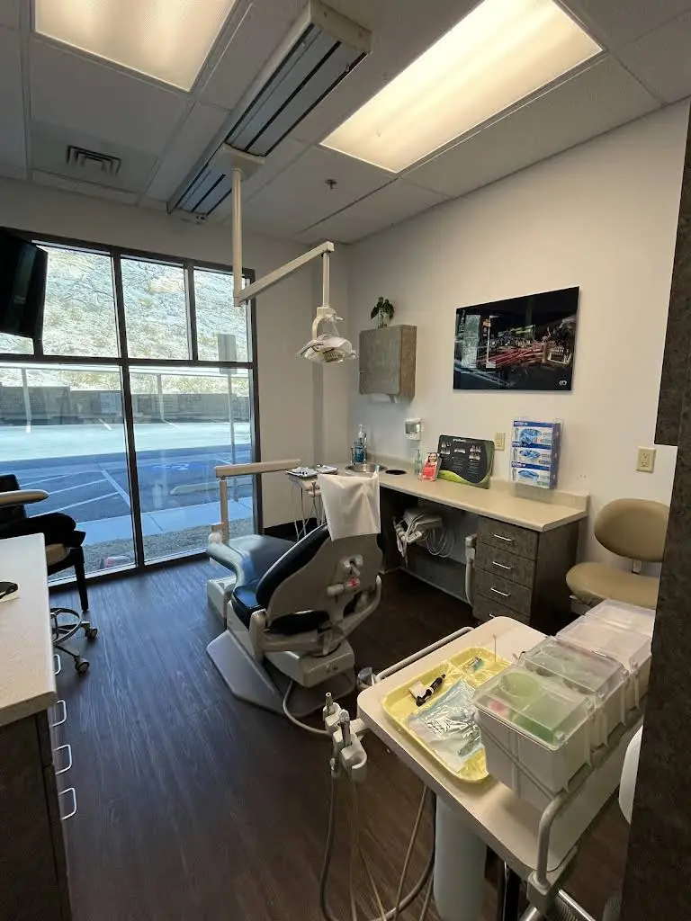 702 DENTIST