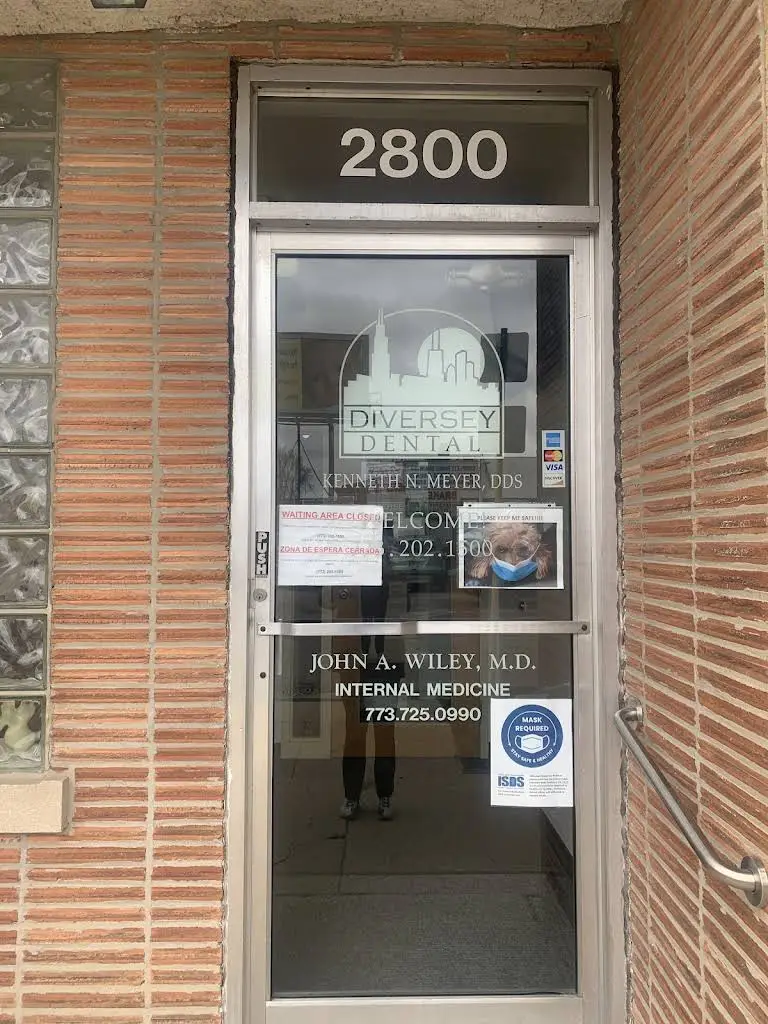 Diversey Dental Center