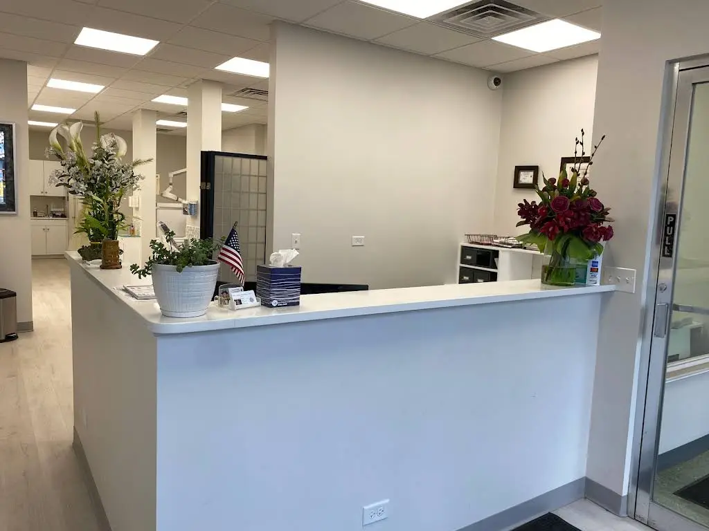 Chicago Dentist PC: Adelina Candelaria DDS