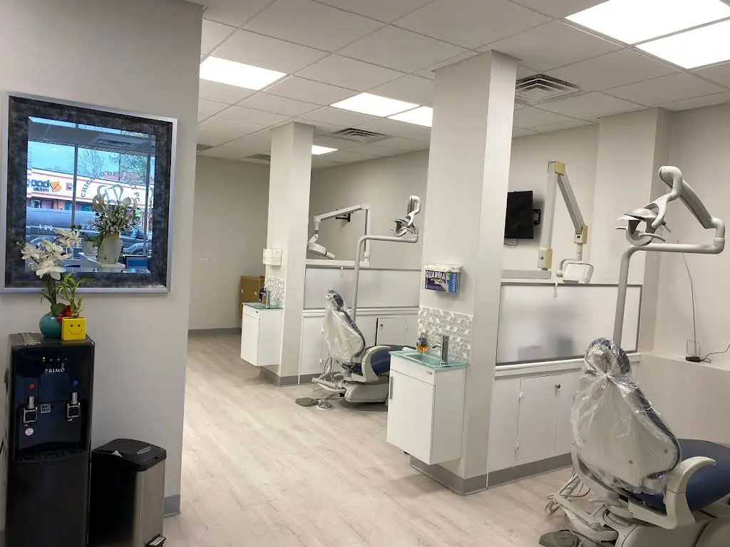 Chicago Dentist PC: Adelina Candelaria DDS