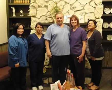 Simmons Dental Associates